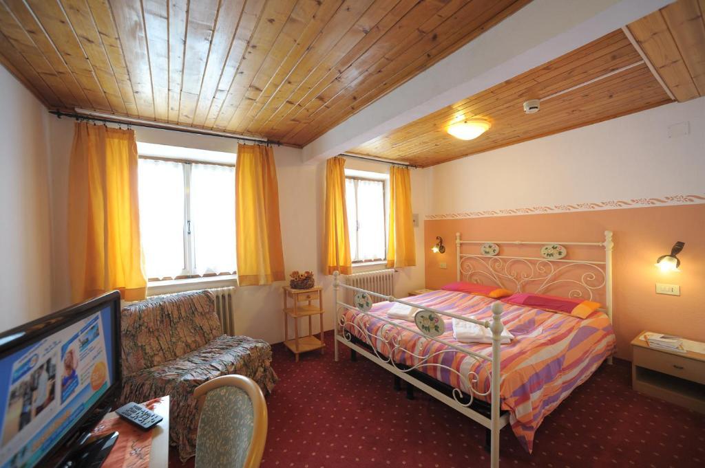 Residence Regina Delle Dolomiti Рока Пиеторе Екстериор снимка